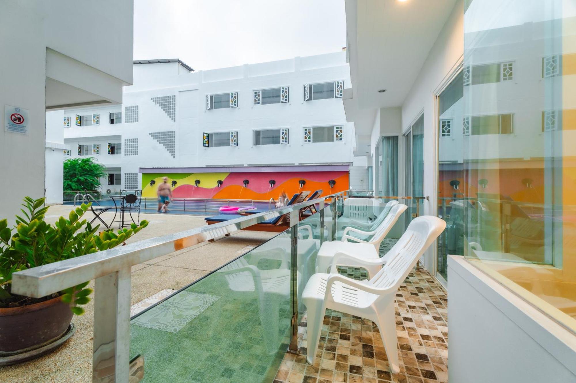 Baumancasa Beach Resort Karon Exterior photo
